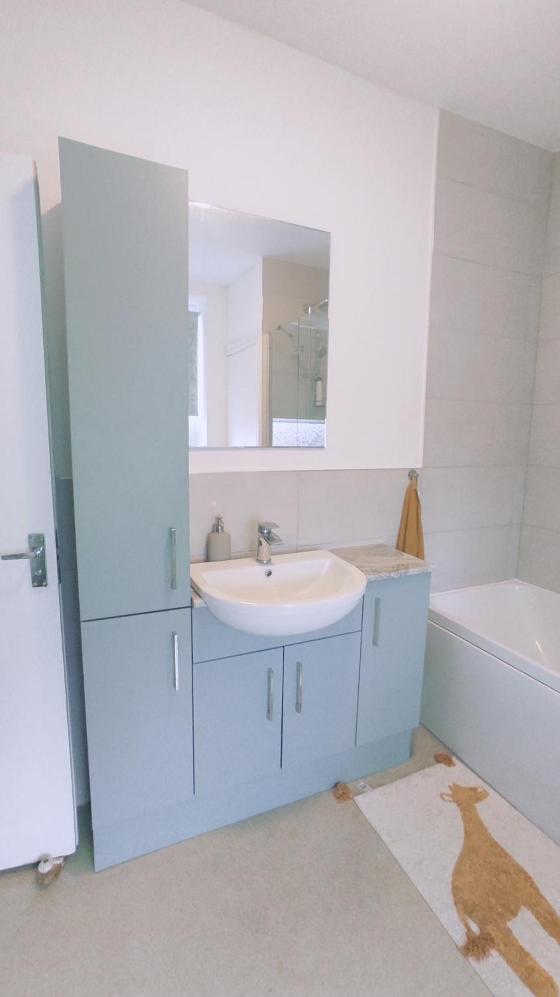 Casa Jimenez - Close To Town With Shared Bathroom 카디프 외부 사진