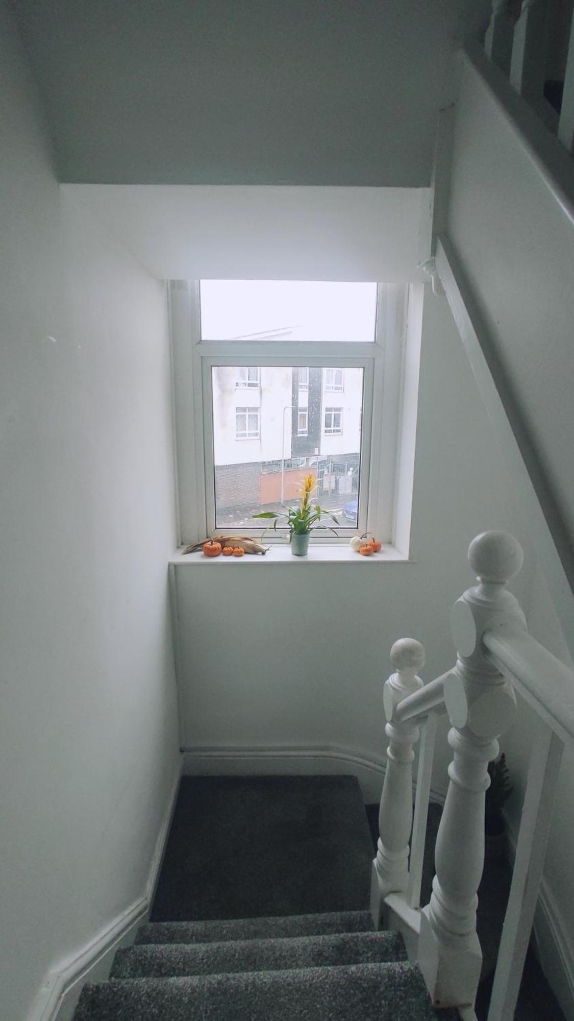 Casa Jimenez - Close To Town With Shared Bathroom 카디프 외부 사진